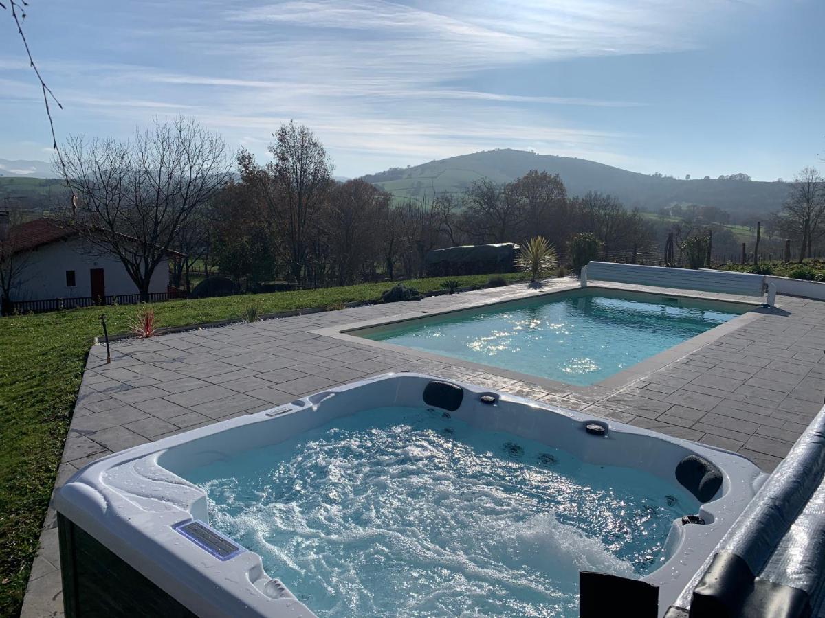 Studio Laina Avec Piscine, Spa Optionnel Irissarry Εξωτερικό φωτογραφία